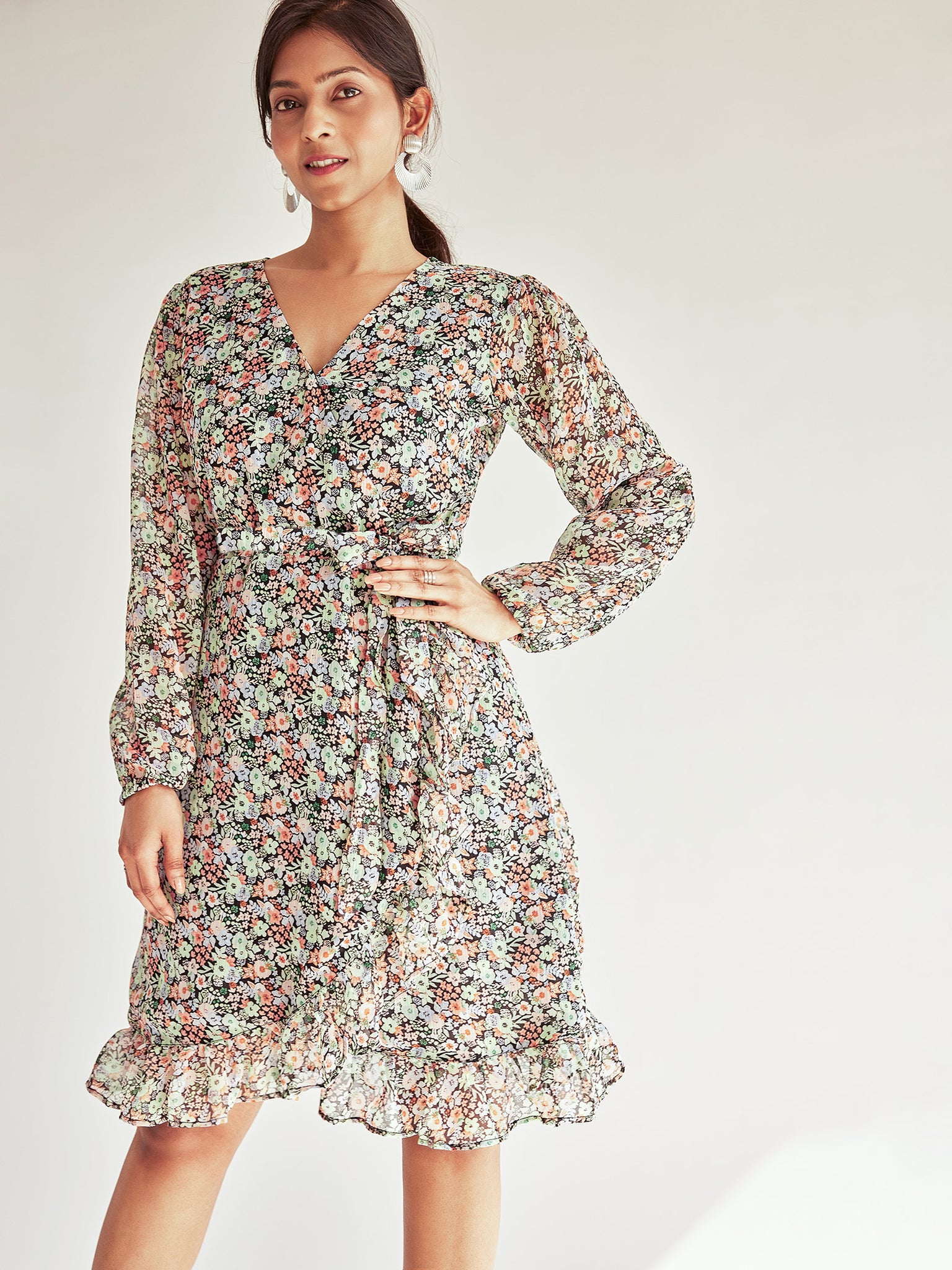 Black Floral Wrap Dress
Black Floral Wrap Dress