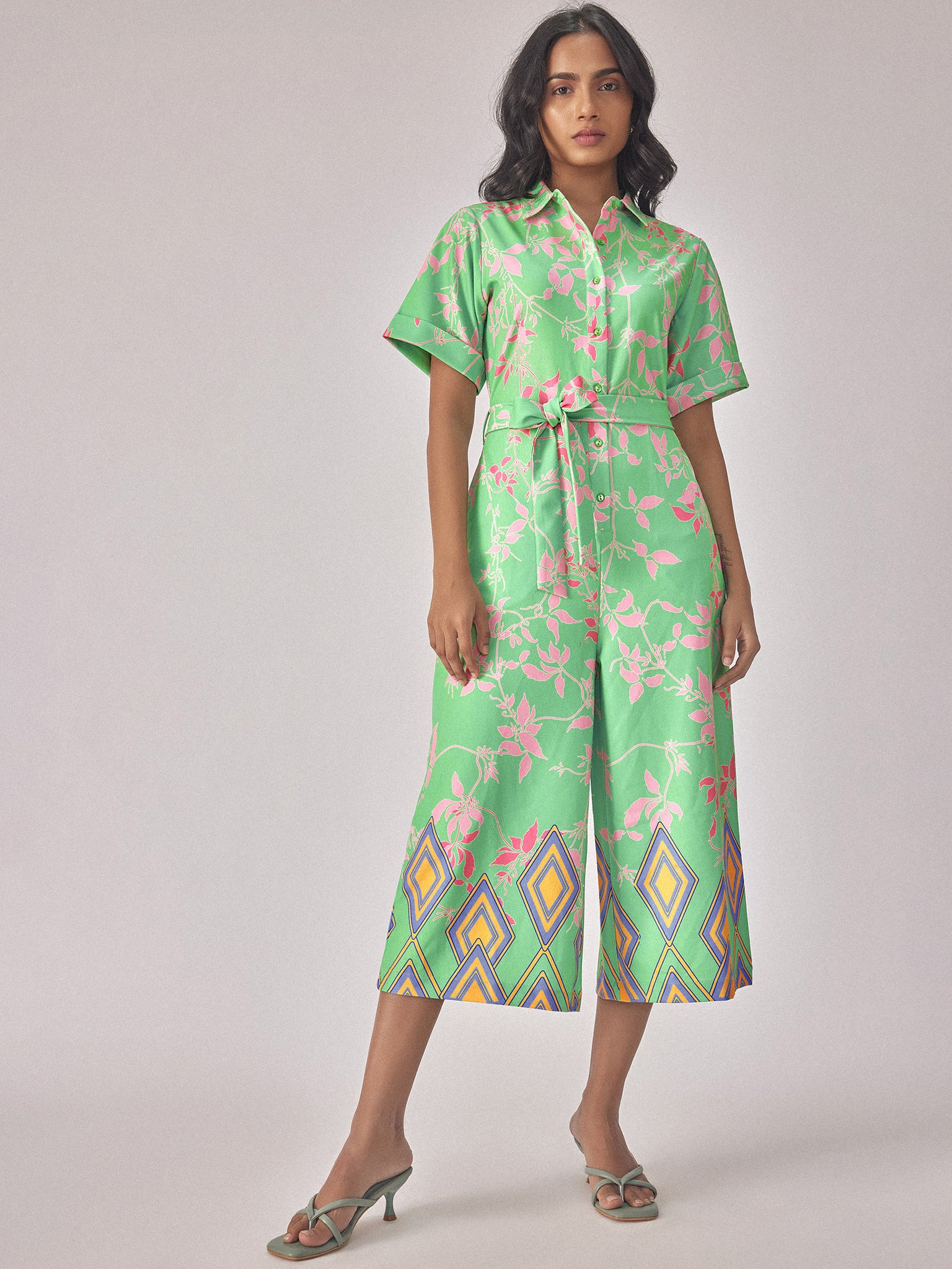 Fern Floral Belted Jumpsuit
Fern Floral Belted Jumpsuit