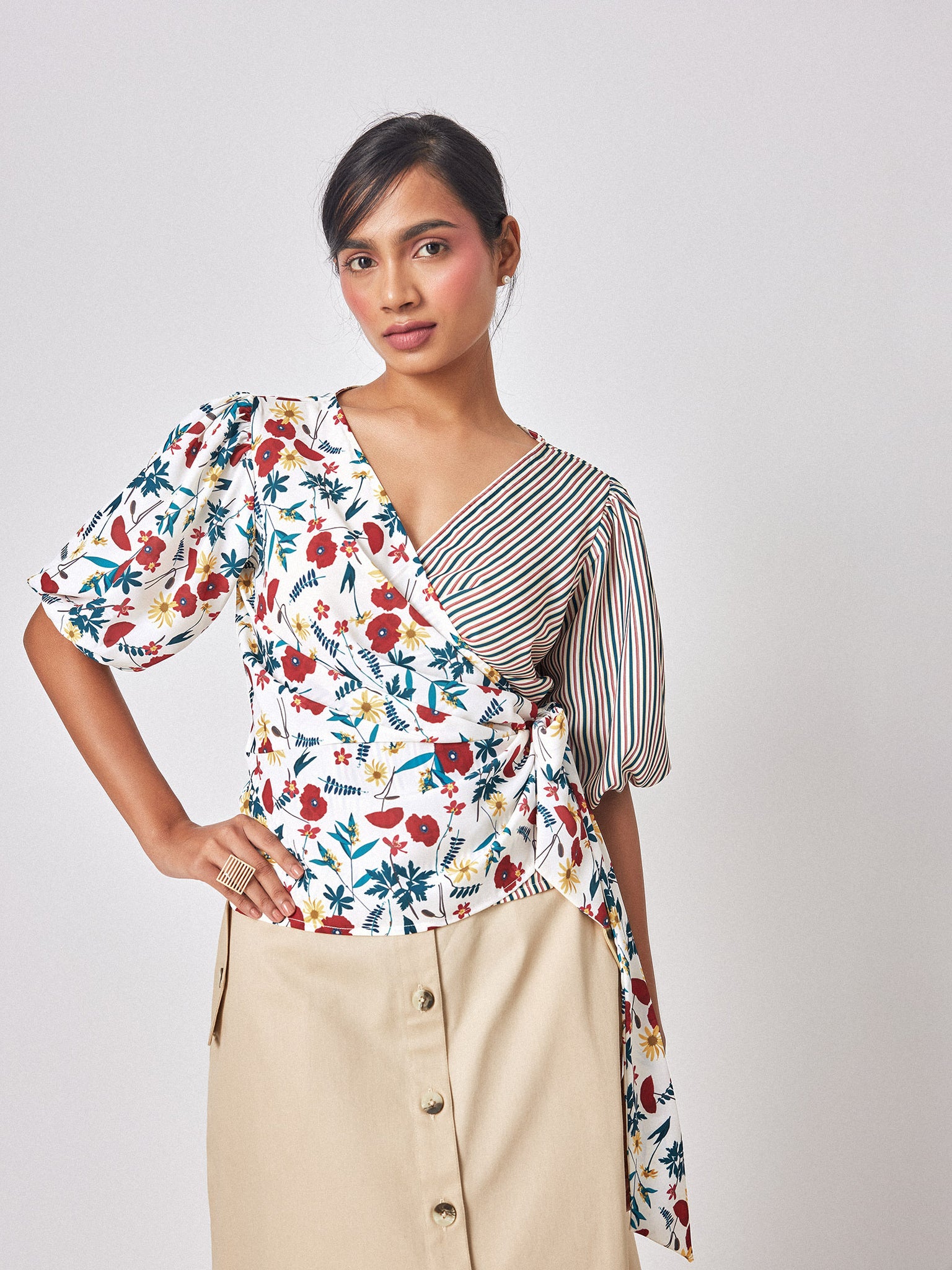 Meadow Print Striped Wrap Top
Meadow Print Striped Wrap Top