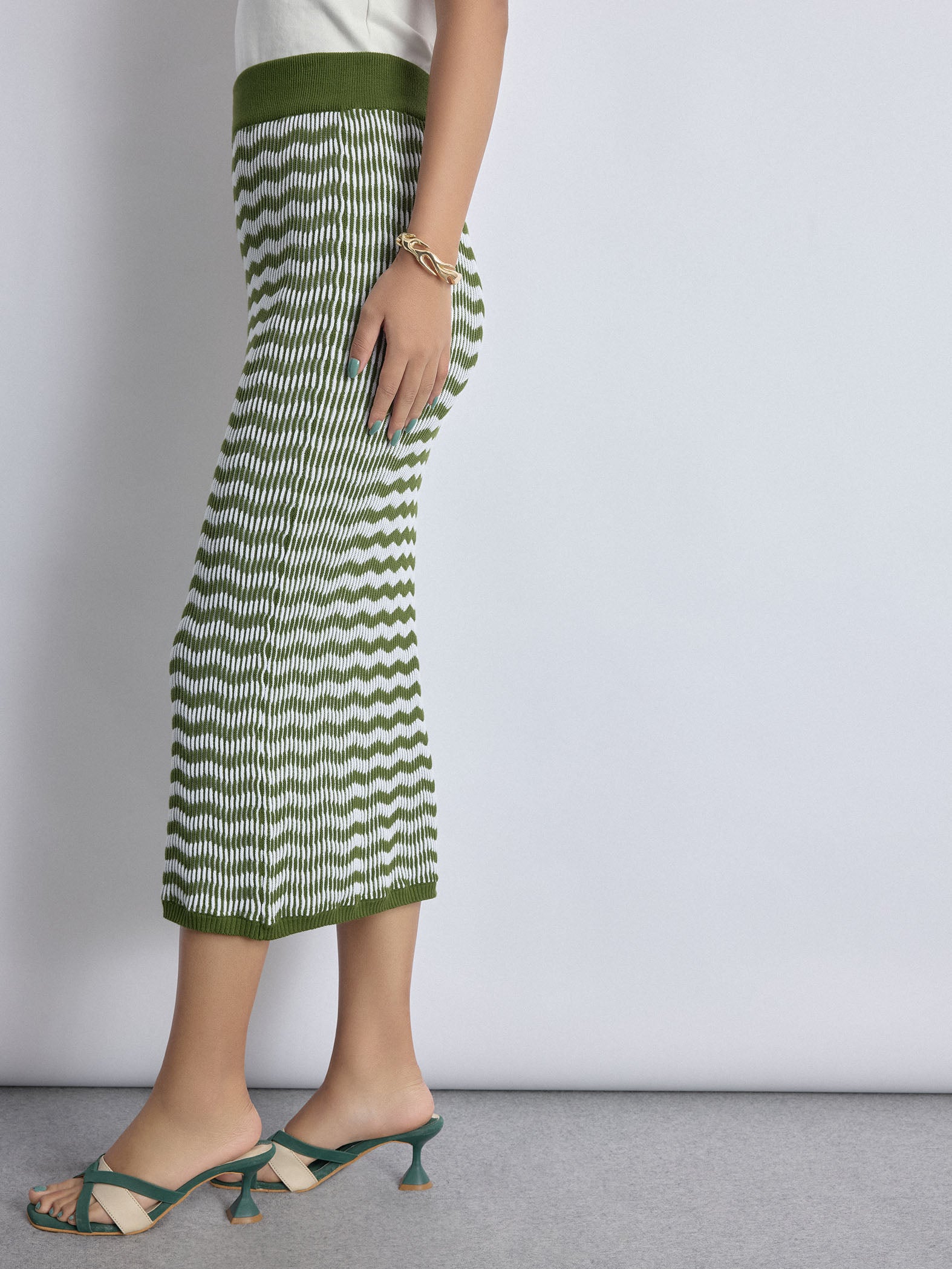 Olive Wave Jacquard Knit Skirt