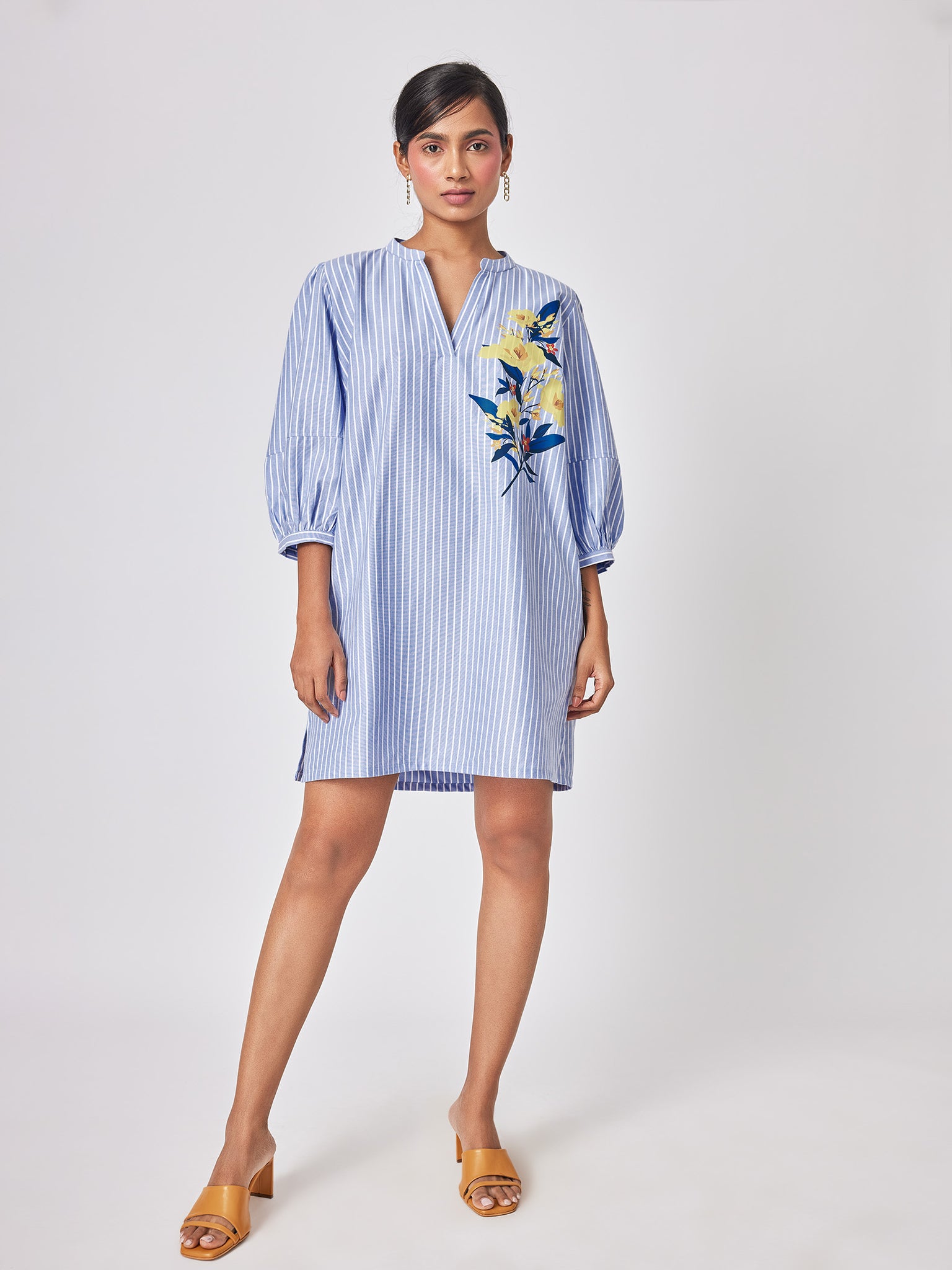 Hibiscus Print Detail Striped Dress
Hibiscus Print Detail Striped Dress