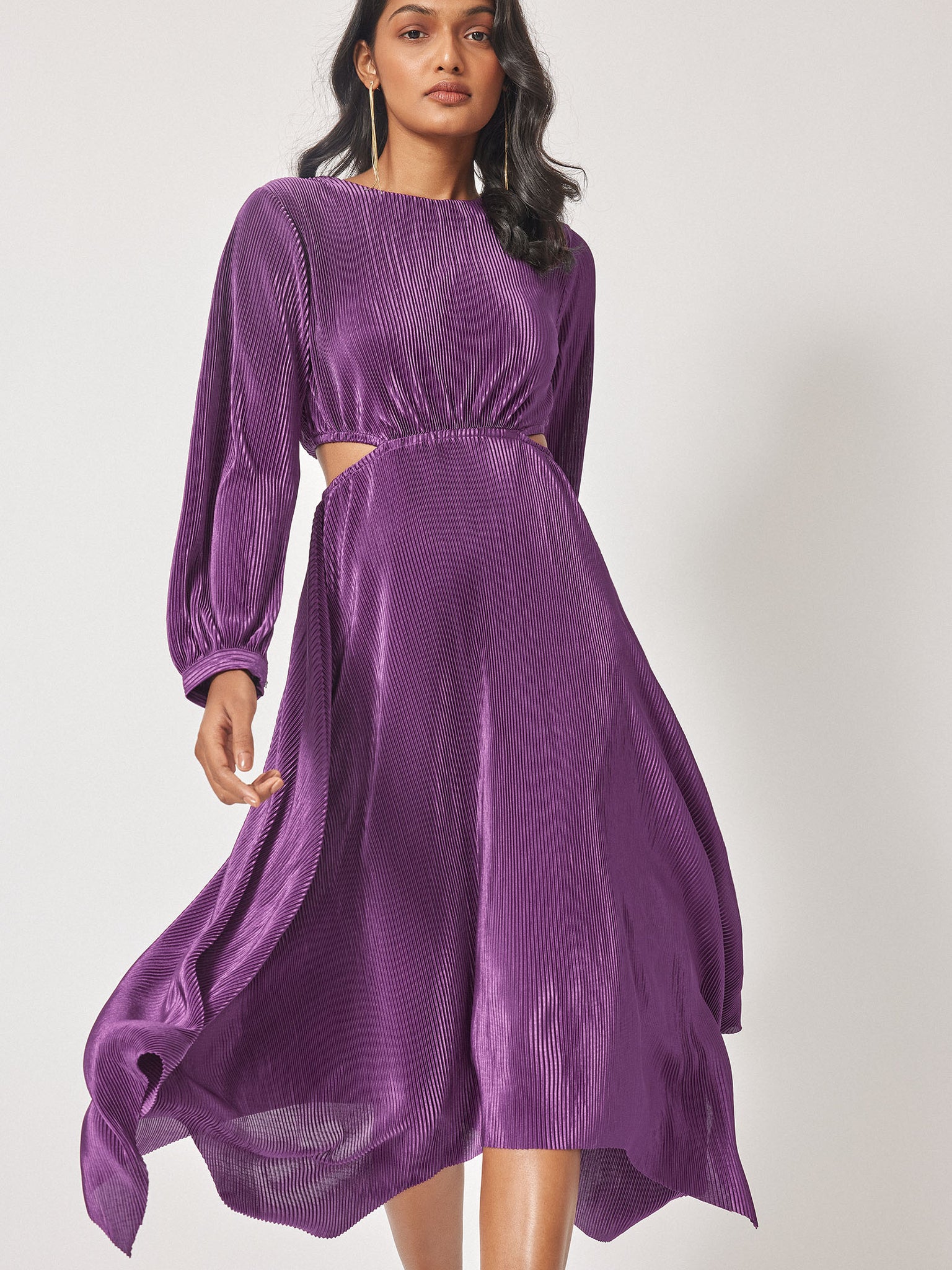 Plum Pleated Cut Out Dress
Plum Pleated Cut Out Dress