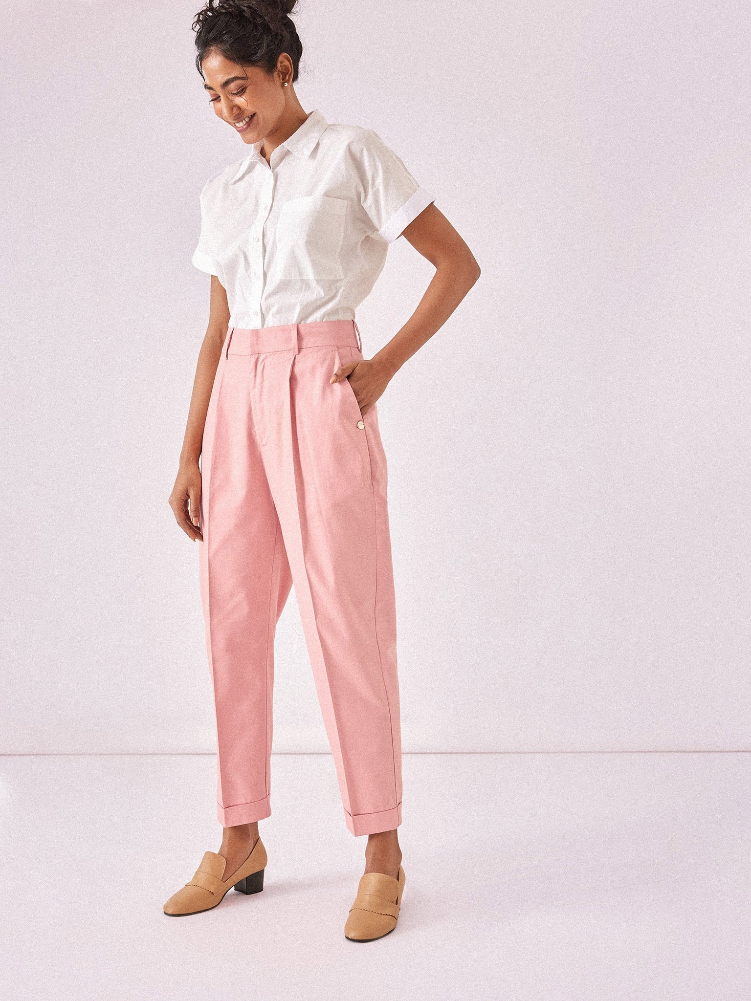 Salmon Cotton Tapered Trousers
Salmon Cotton Tapered Trousers