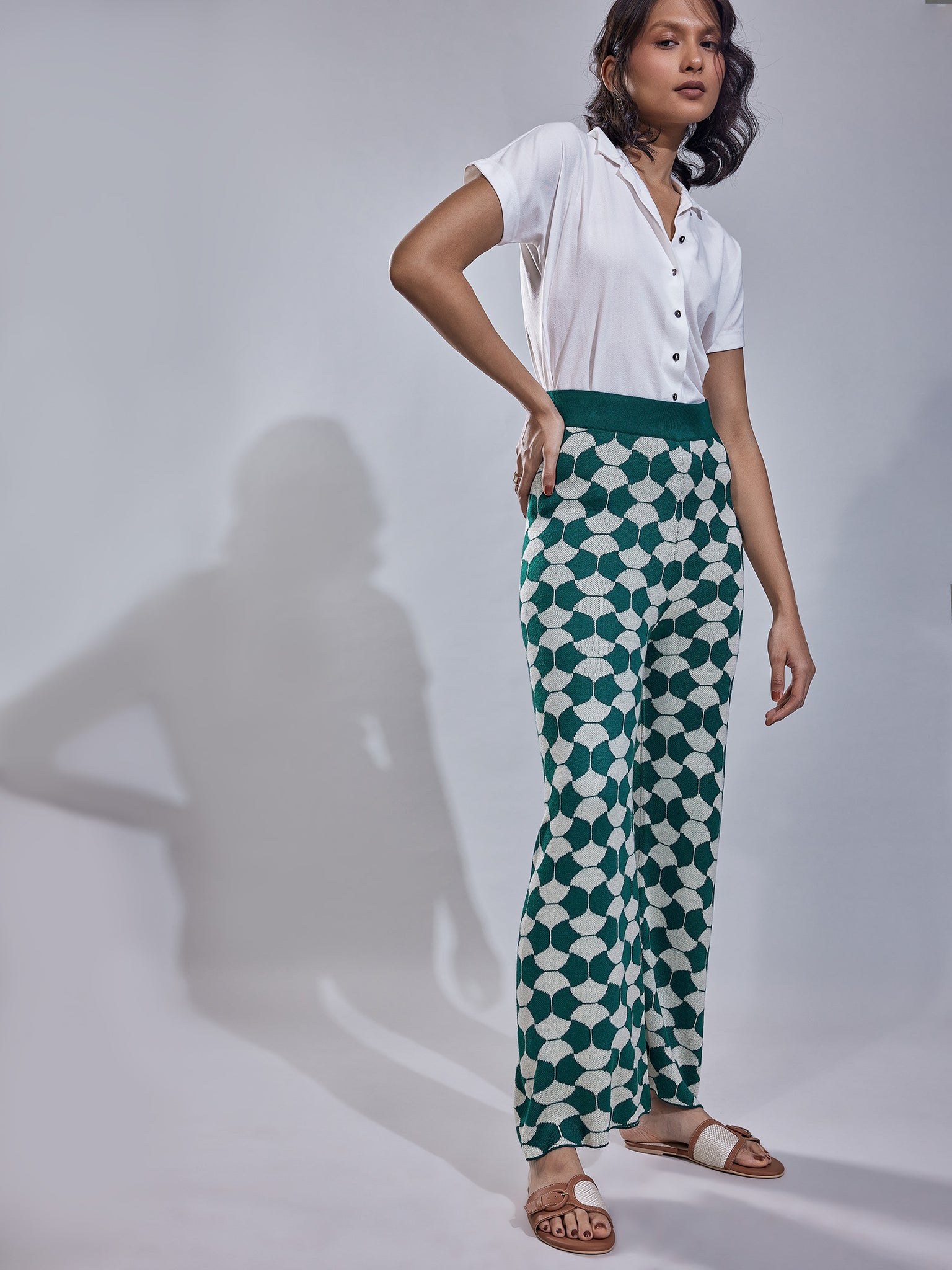 Teal & Ecru Abstract Print Pants
Teal & Ecru Abstract Print Pants
