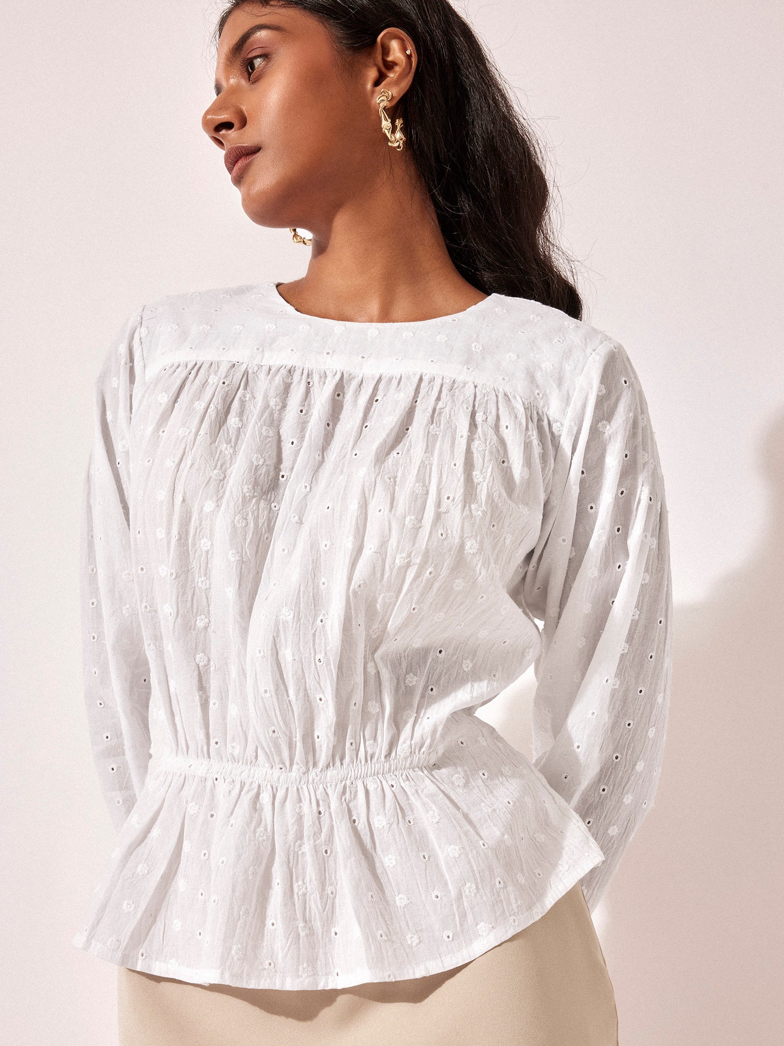 White Schiffli Elasticated Waist Top
White Schiffli Elasticated Waist Top