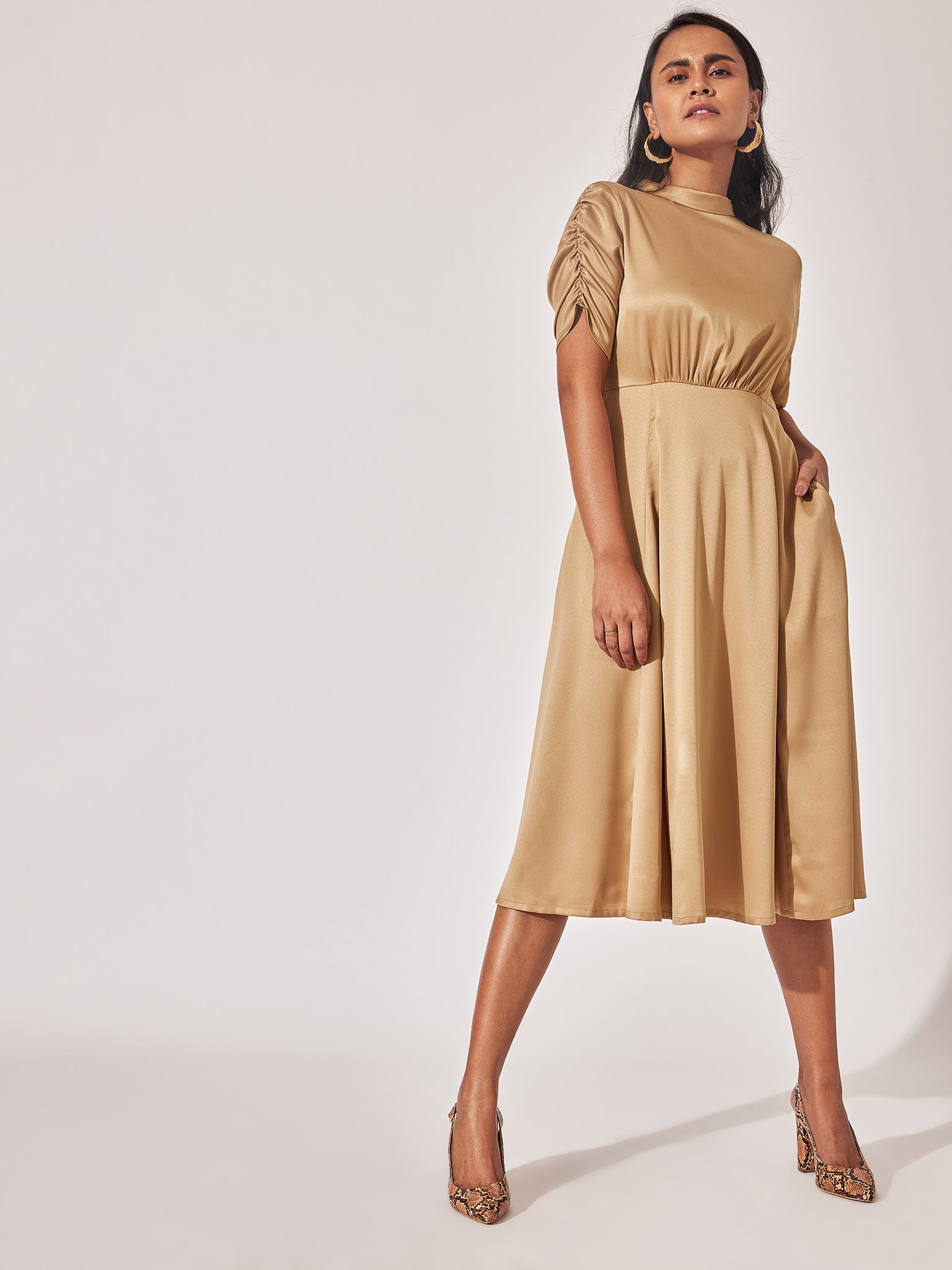 Beige Panelled Midi Dress
Beige Panelled Midi Dress