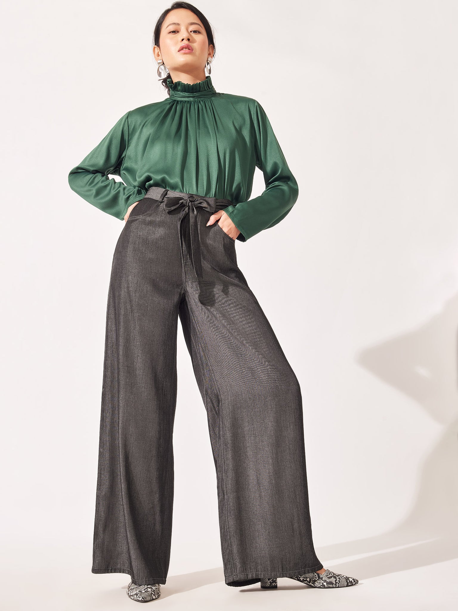 Charcoal Belted Pants 
Charcoal Belted Pants