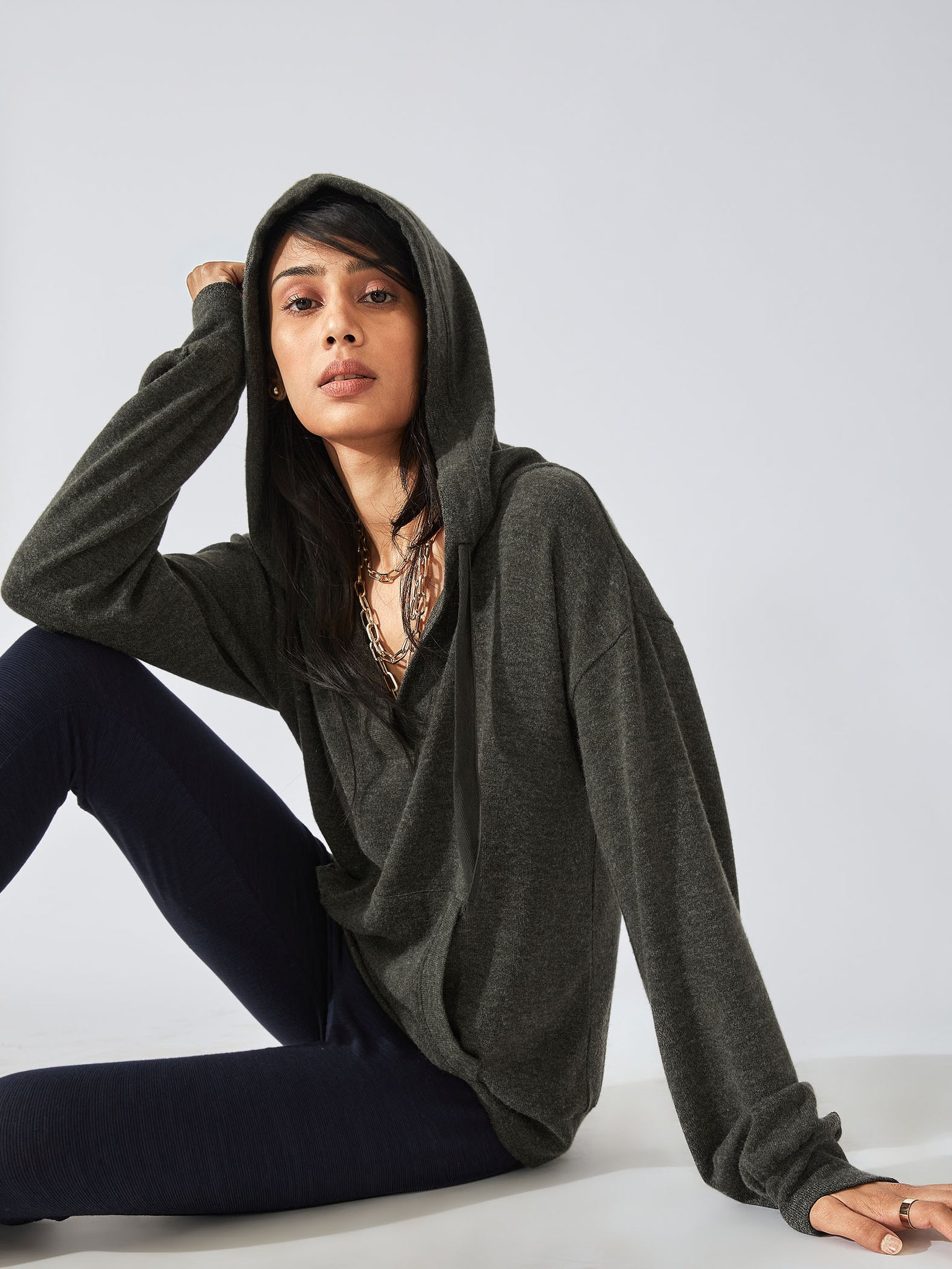 Charcoal Ribbed Knit Oversized Hoodie
Charcoal Ribbed Knit Oversized Hoodie