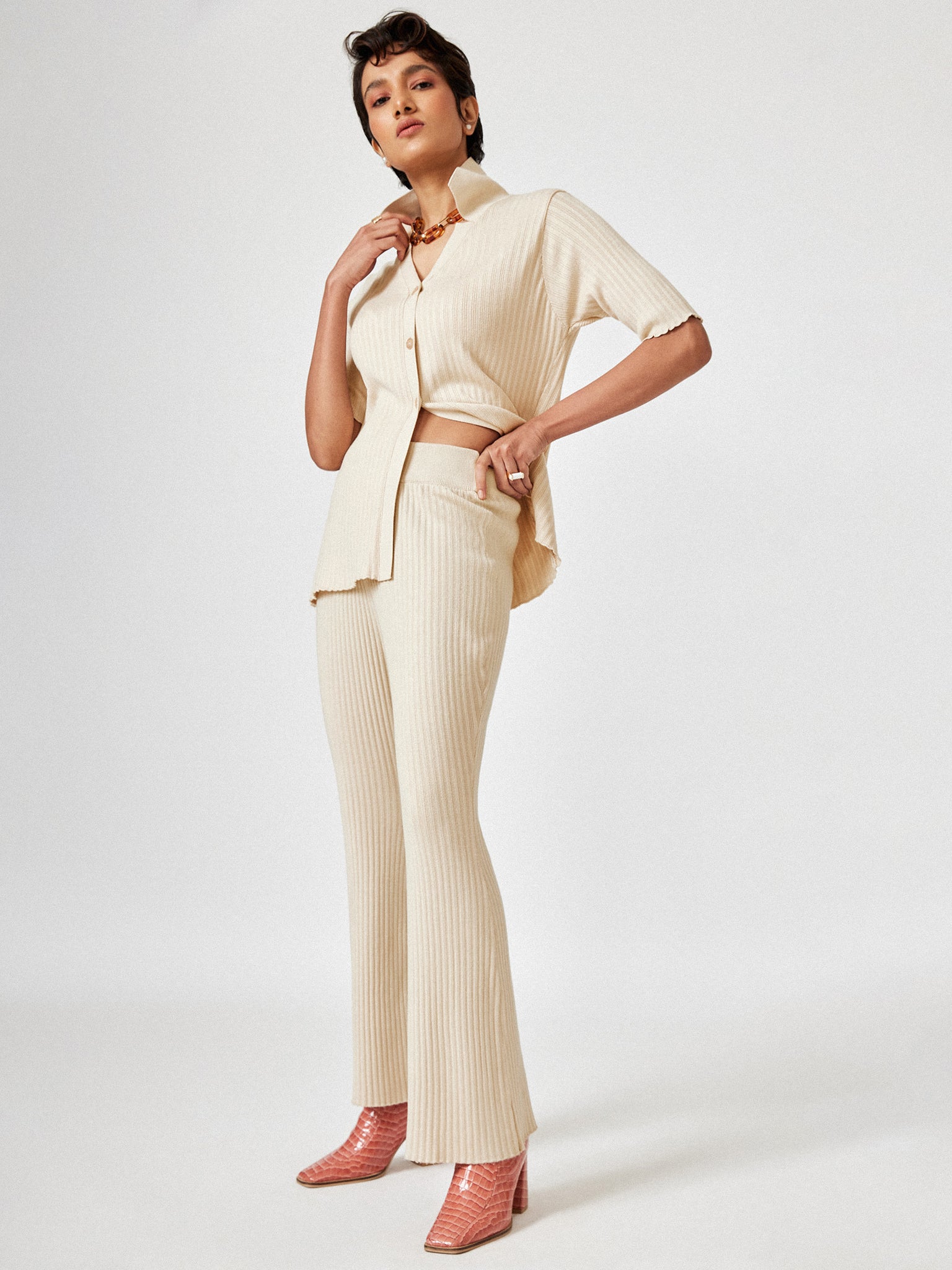 Cream Ribbed Flare Pants
Cream Ribbed Flare Pants