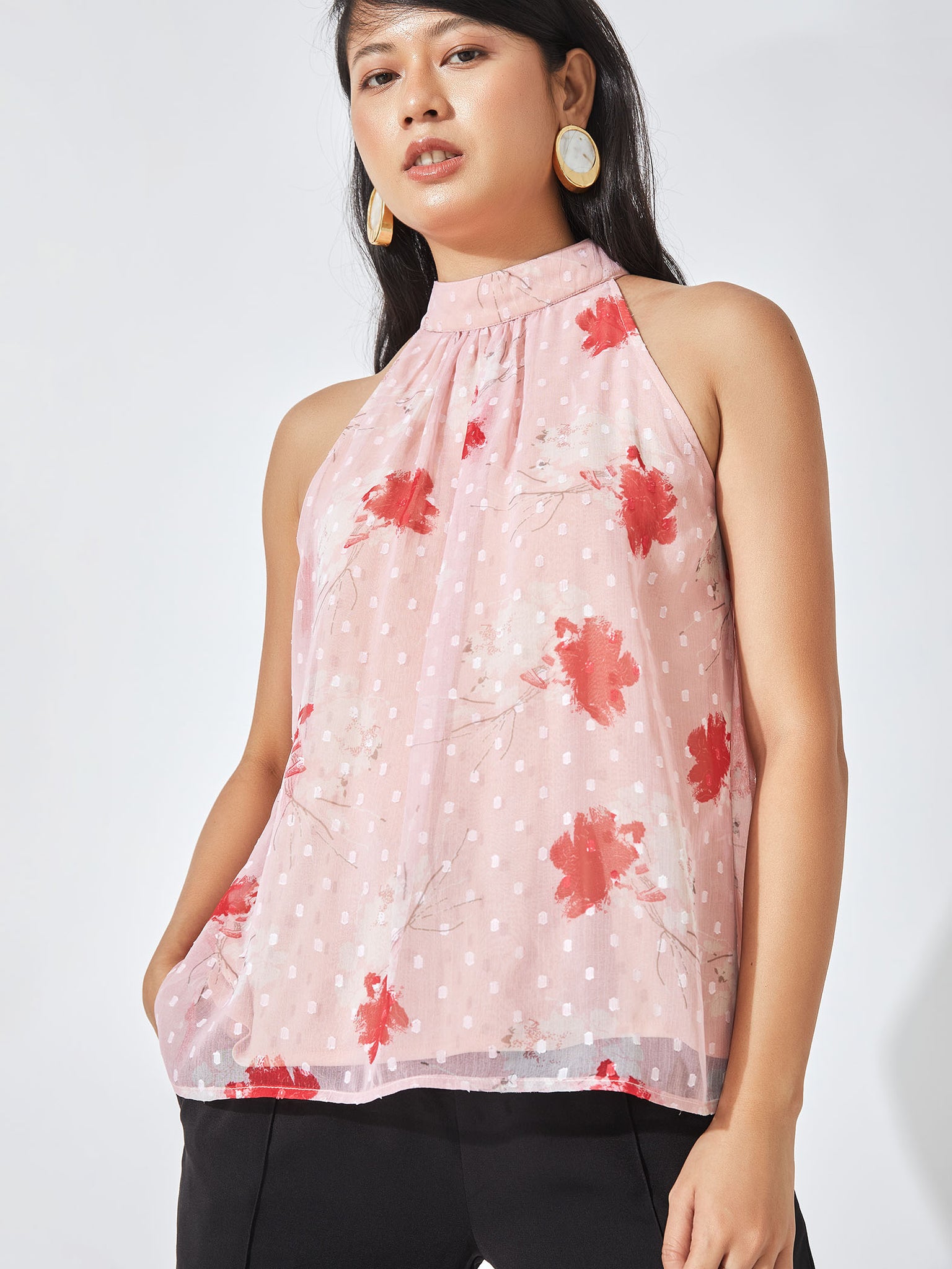 Floral Halter Neck Blouse
Floral Halter Neck Blouse
