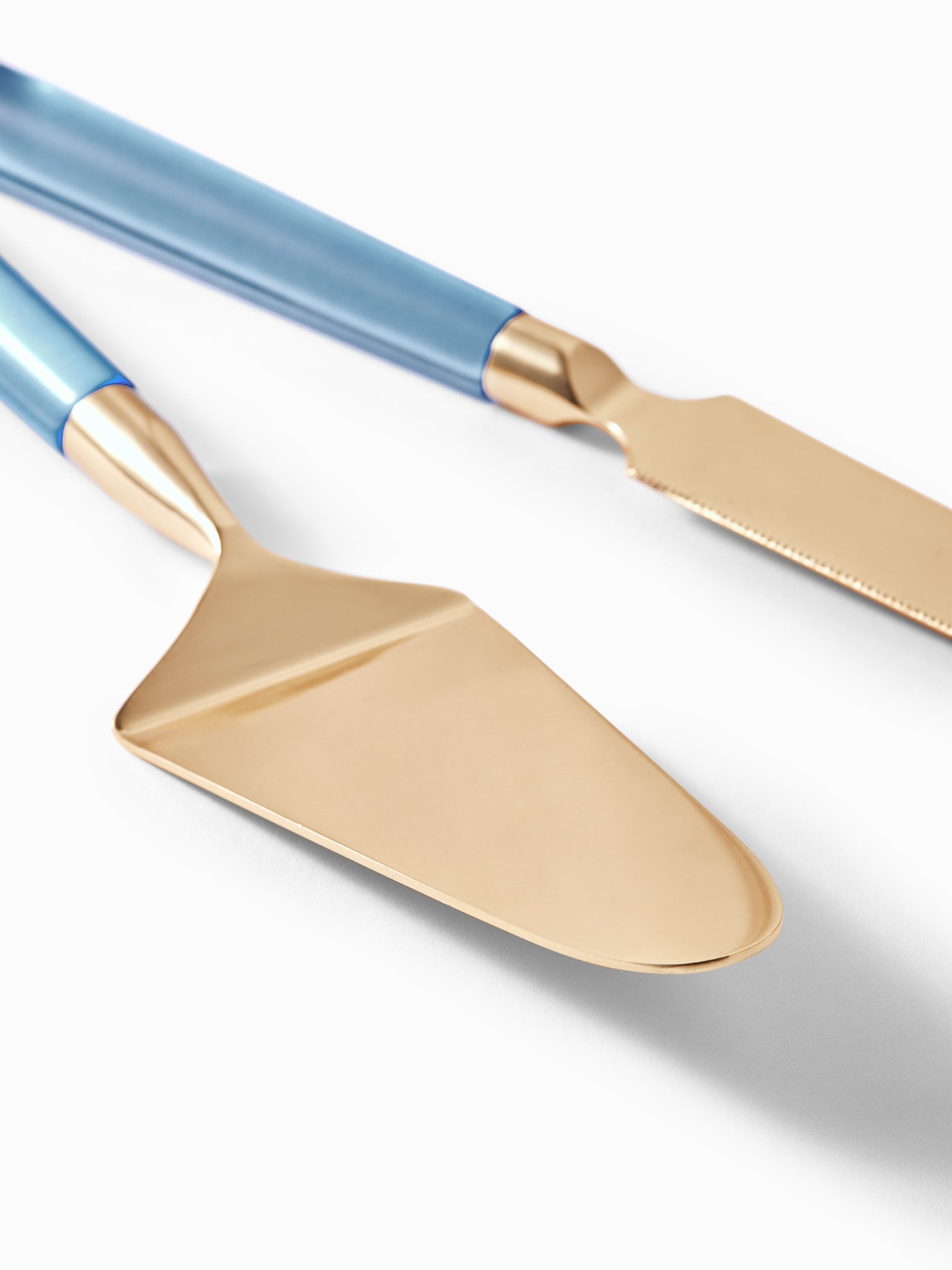 Gold & Acrylic Cake Servers
Gold & Acrylic Cake Servers