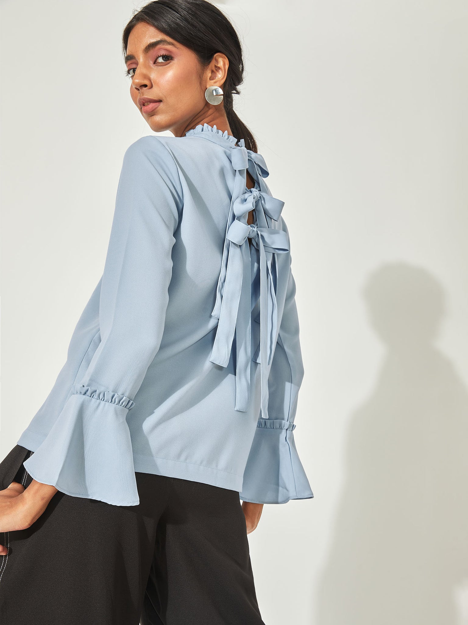 Grey Triple Back-Tie Bow Top
Grey Triple Back-Tie Bow Top