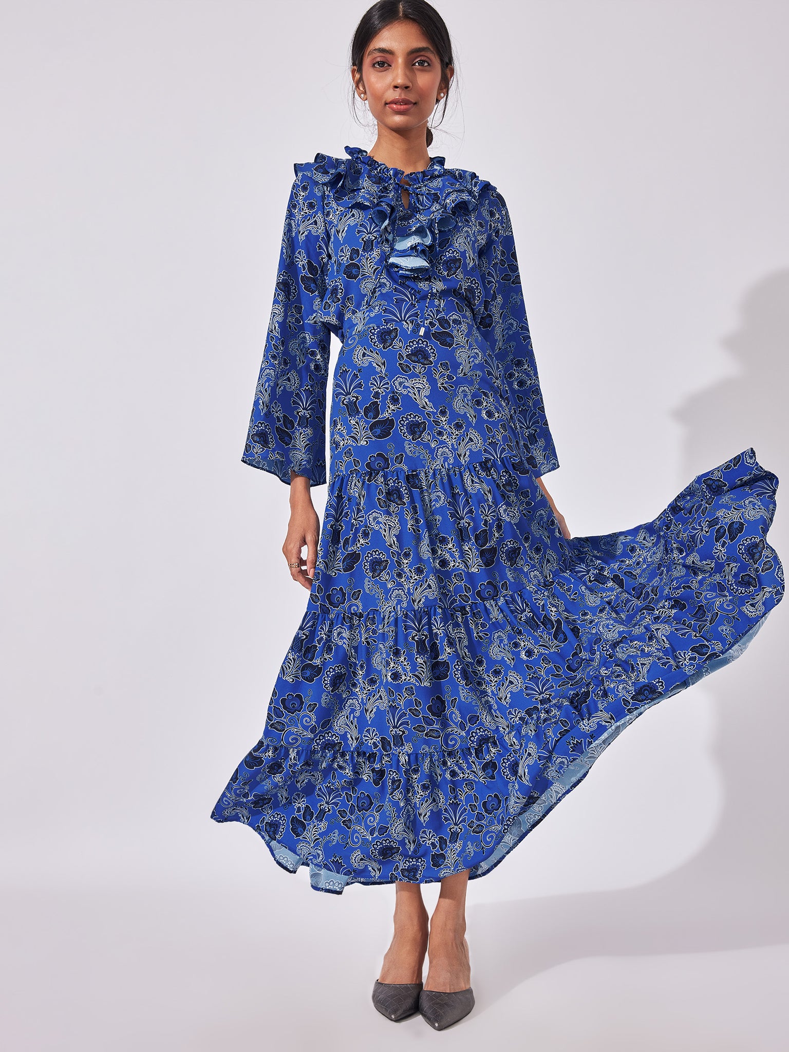 Lapis Floral Tiered Maxi Skirt
Lapis Floral Tiered Maxi Skirt