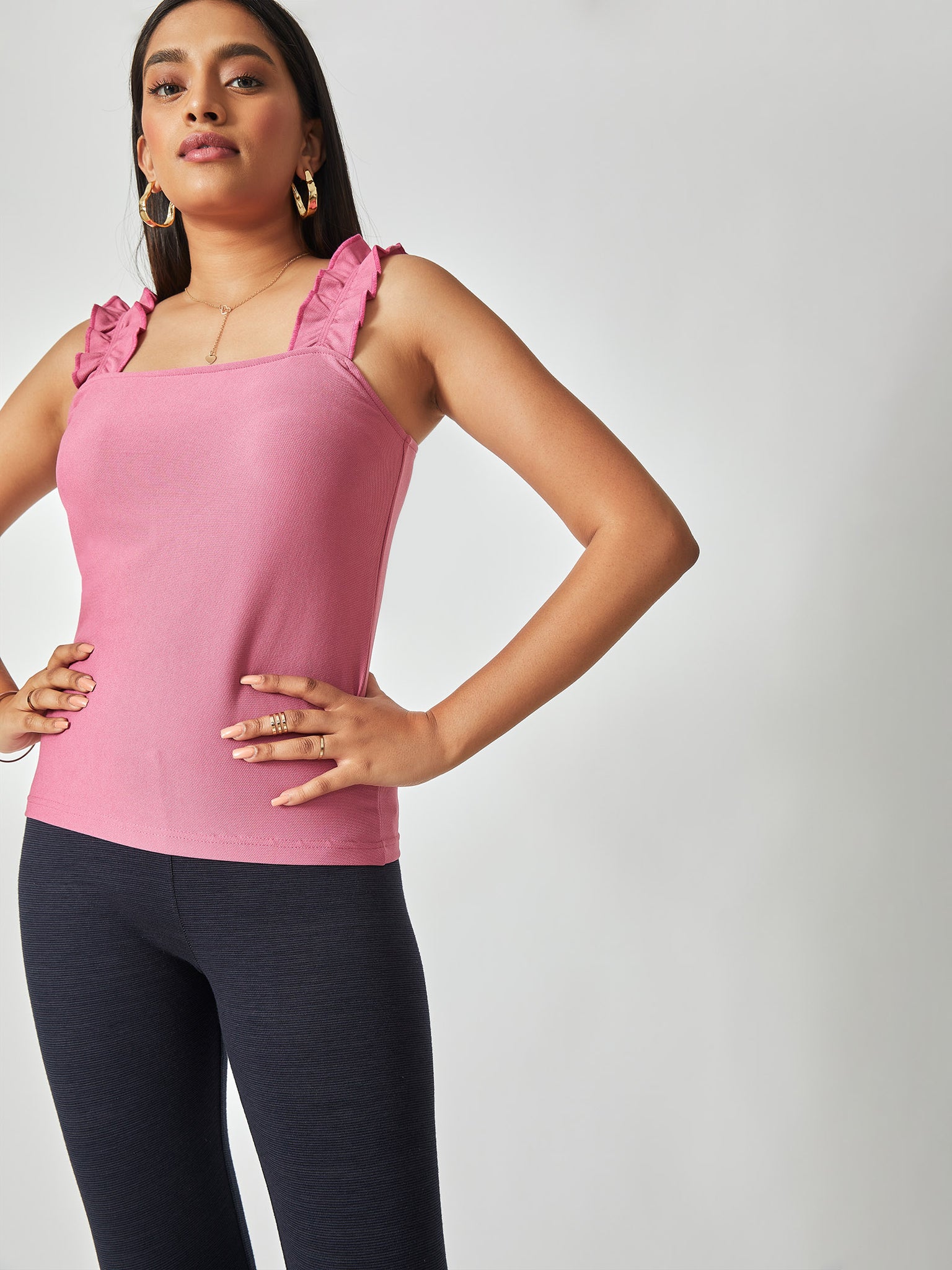 Rose Ruffle Strap Tank Top 
Rose Ruffle Strap Tank Top