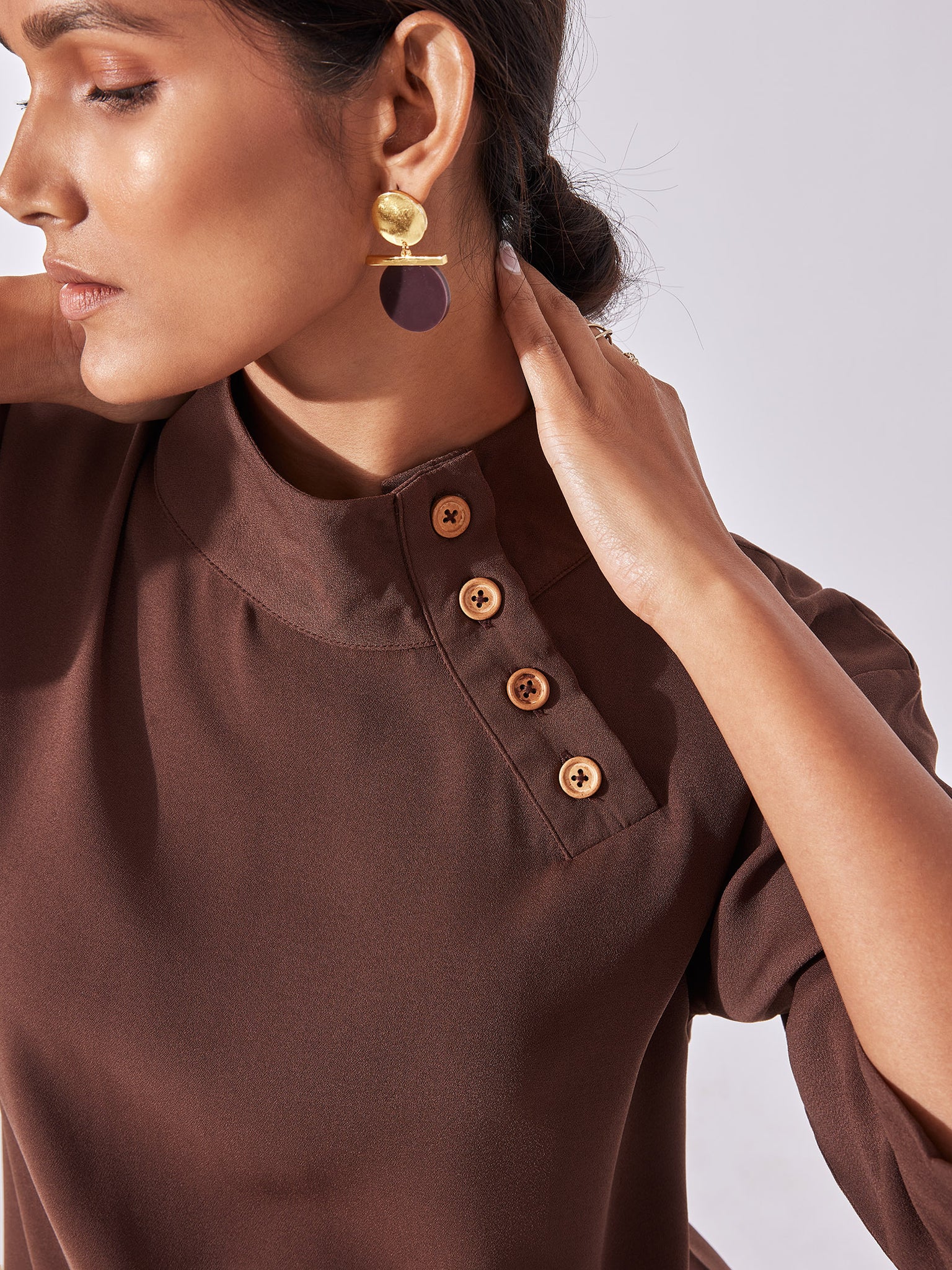 Mocha High Neck Top
Mocha High Neck Top