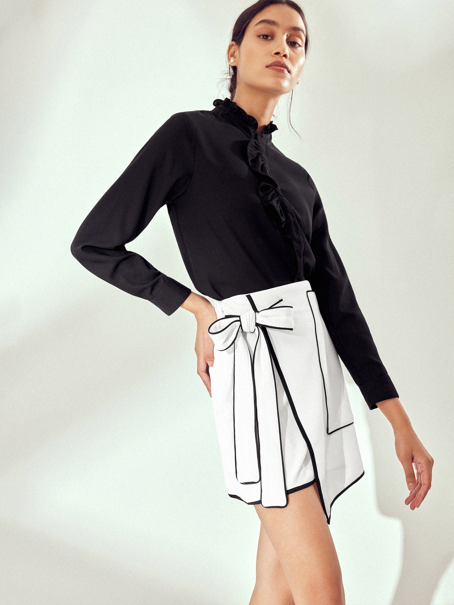 Monochrome Self Tie Flap Skirt
Monochrome Self Tie Flap Skirt