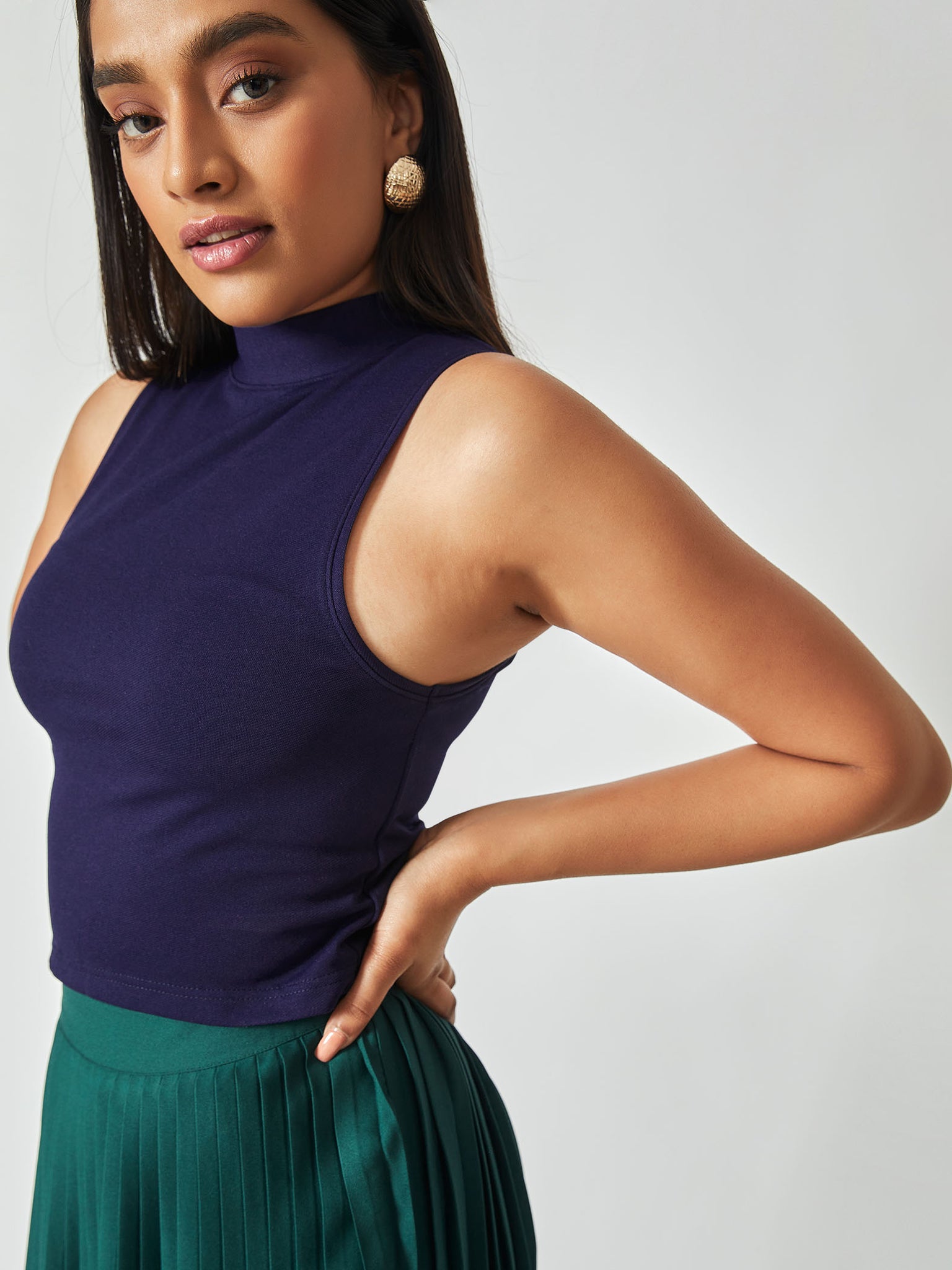 Navy High Neck Tank
Navy High Neck Tank