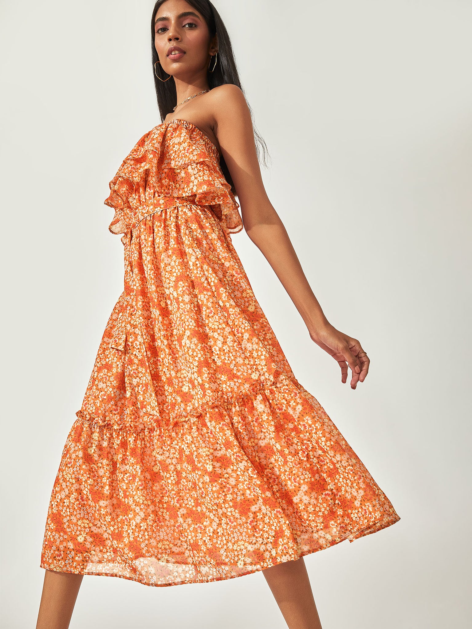 Orange Ruffle Tube Print Dress
Orange Ruffle Tube Print Dress