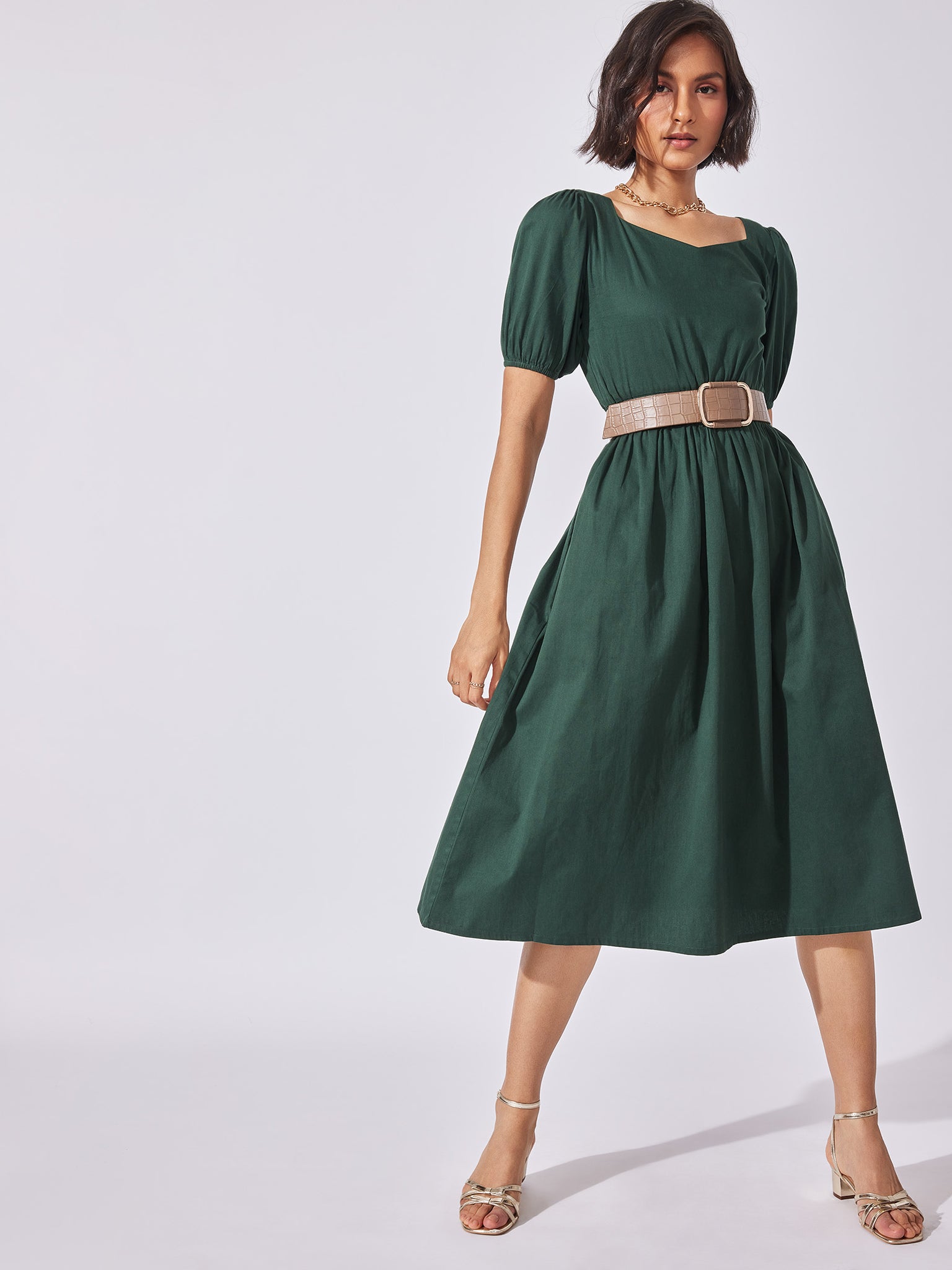 Pine Puff Sleeve Dress
Pine Puff Sleeve Dress