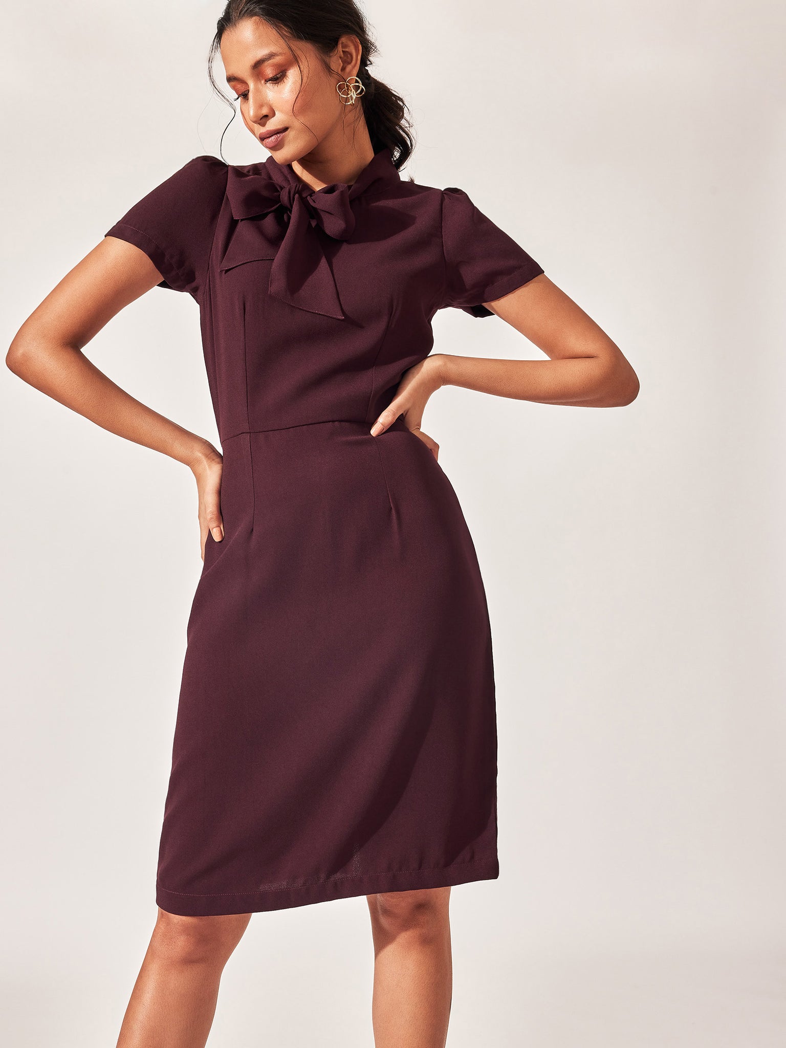 Plum Bow Tie Sheath Dress
Plum Bow Tie Sheath Dress