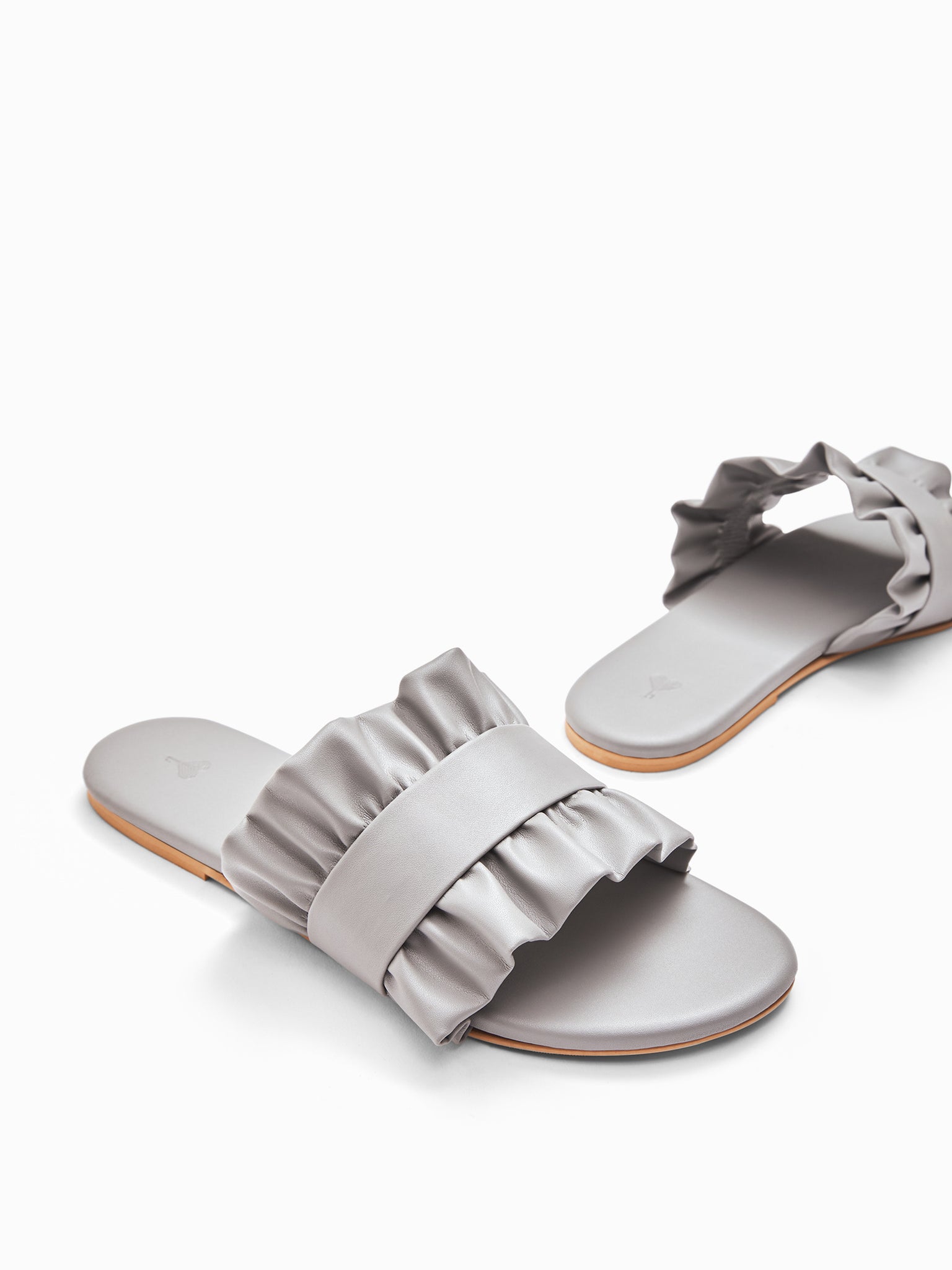 Grey Ruffle Detail Sliders
Grey Ruffle Detail Sliders