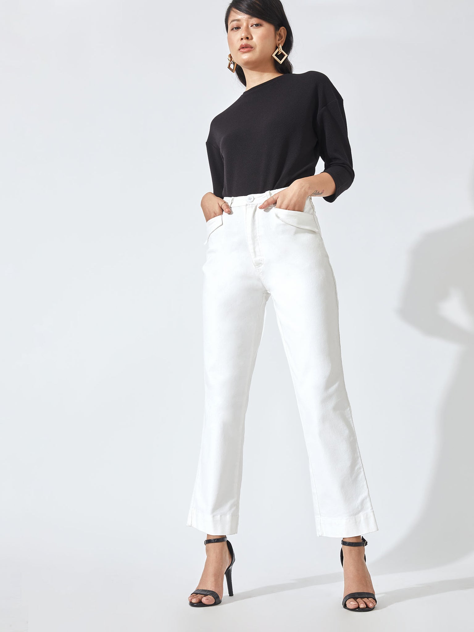 White High Waist Denim Pants
White High Waist Denim Pants