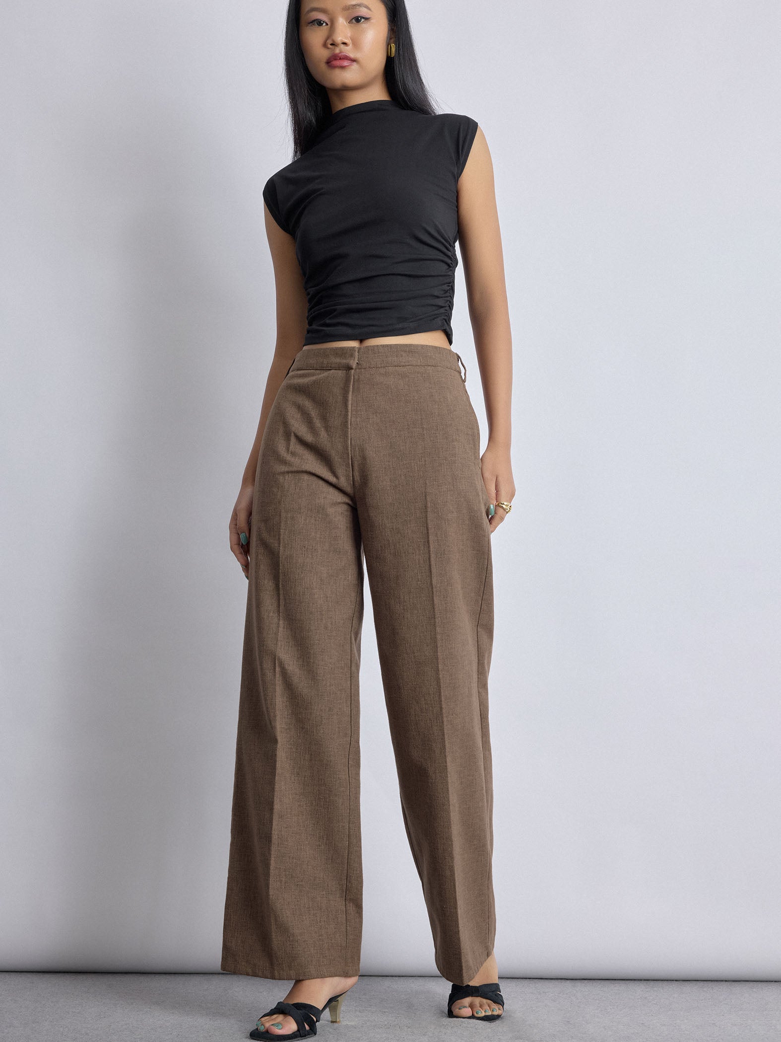 Walnut Linen Pleated Pants