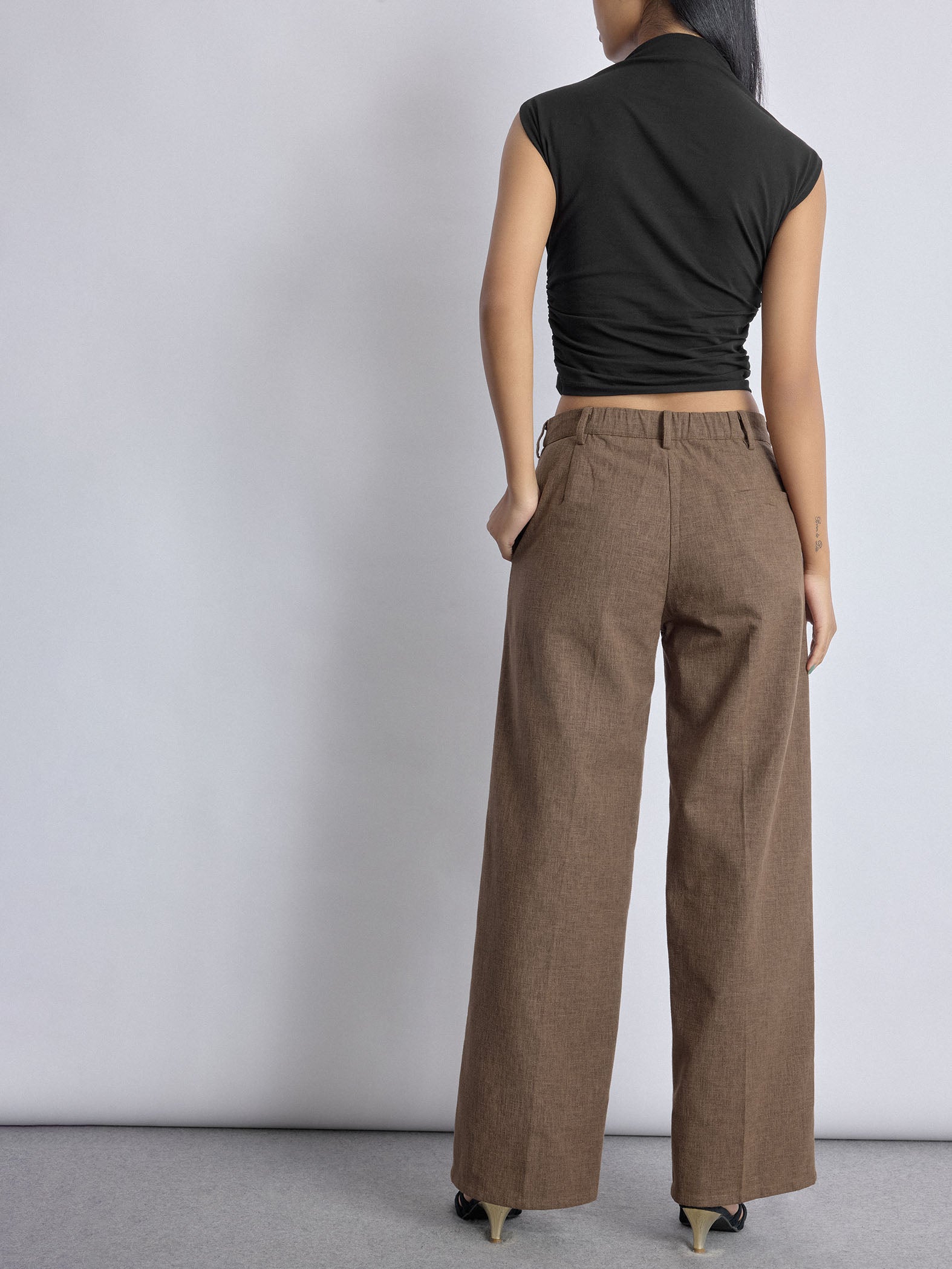 Walnut Linen Pleated Pants