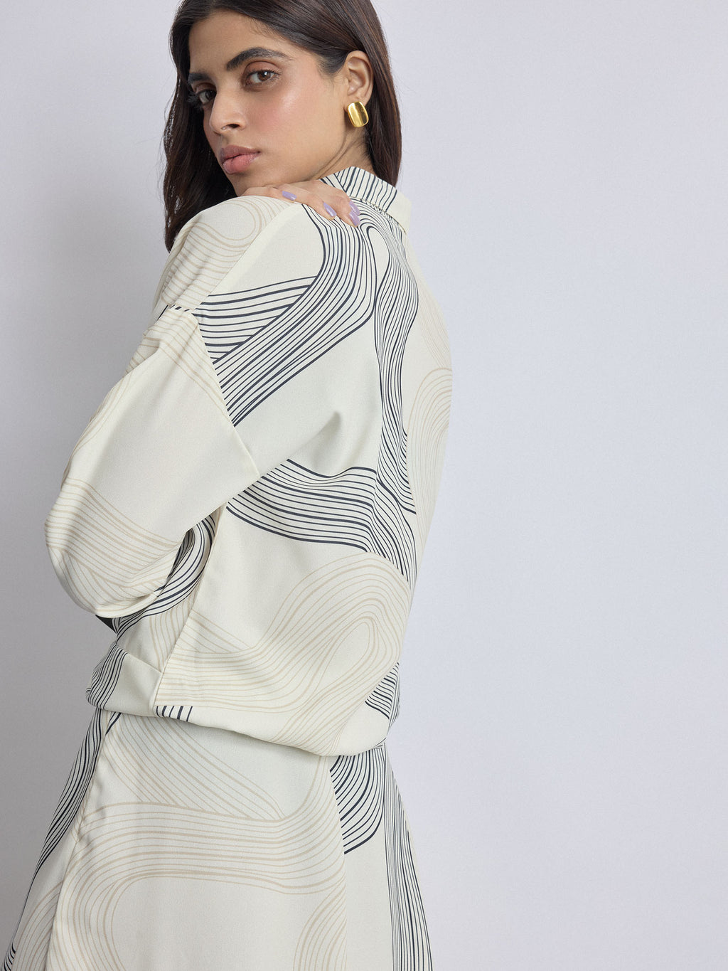 White Groovy Print Twist Hem Shirt