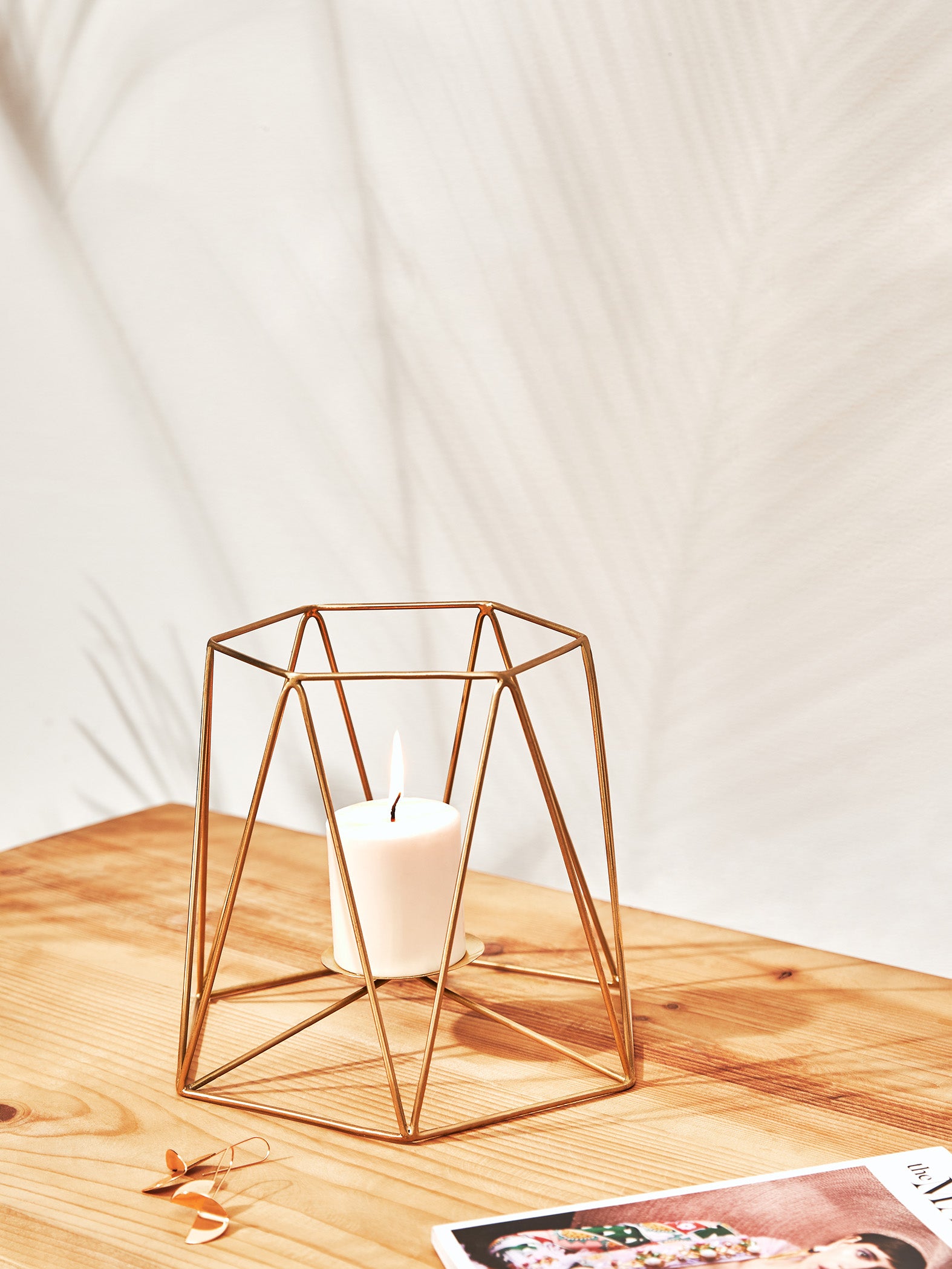 Gold Minimal Geo Candle Stand