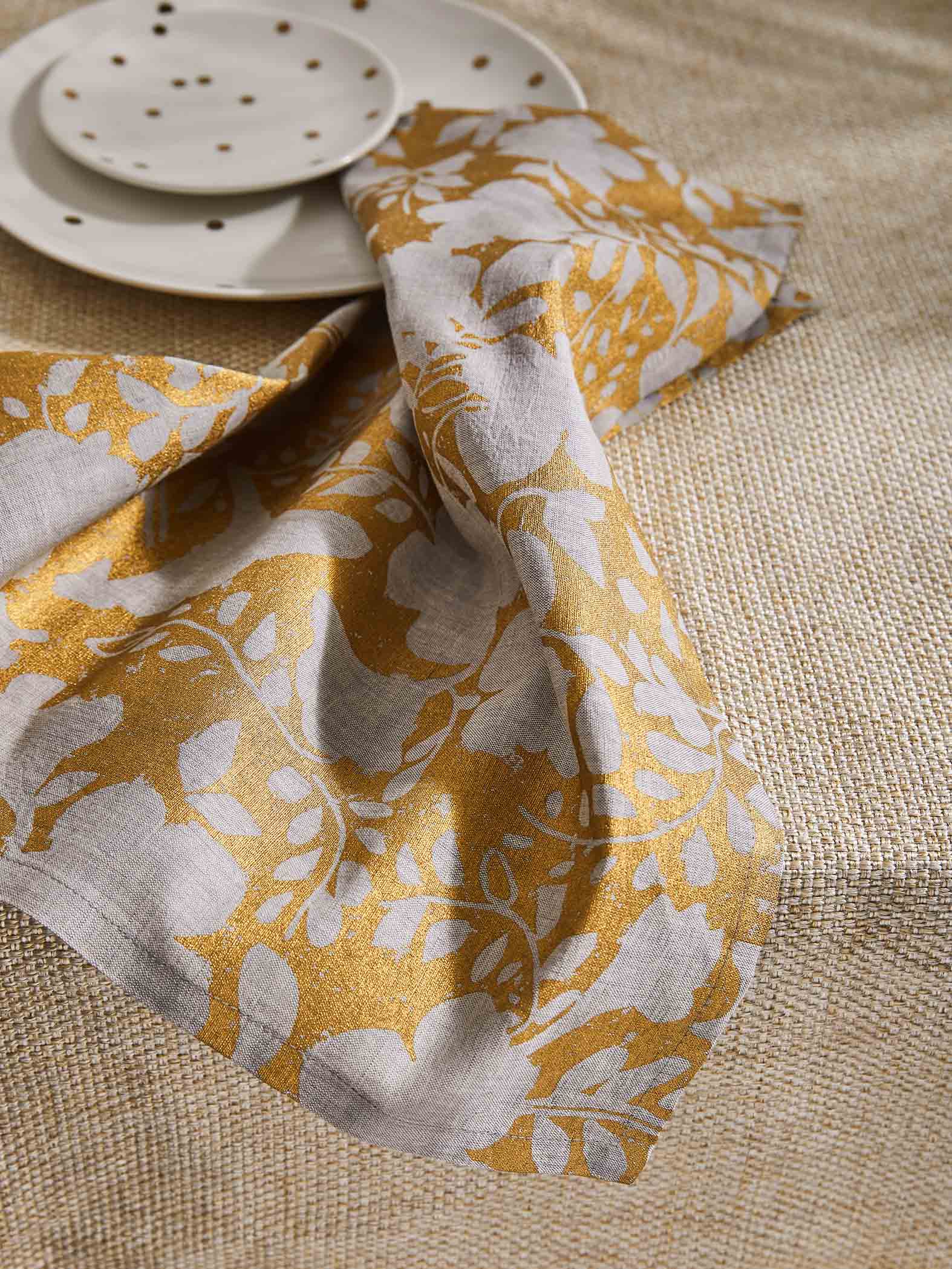 Grey & Gold Napkin Set