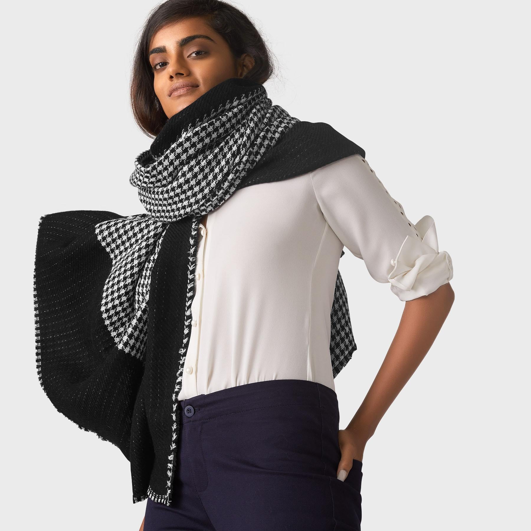 Monochrome Houndstooth Reversible Scarf